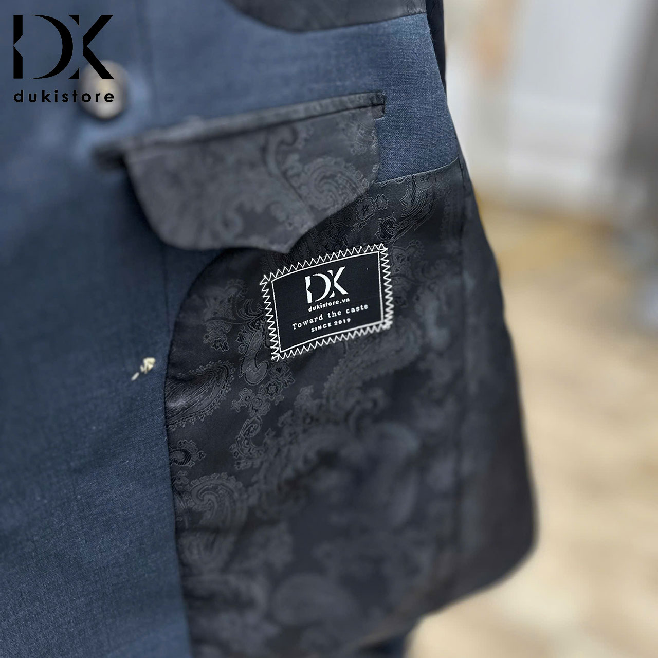 bo-ao-vest-nam-6-cuc-mau-xanh-navy-dep-DKE0126 bo-ao-vest-nam-6-cuc-mau-xanh-navy-dep-DKE0126